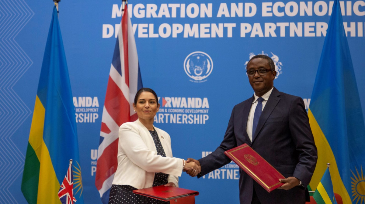 The UK and Rwandan authorities after signing the Rwanda plan - Deporting of Asylum Seekers to Rwanda