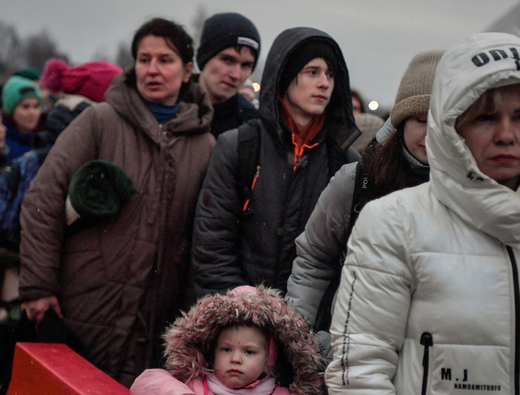 A bunch of refugees awaiting confirmation on asylum - UK visa support for Ukrainians