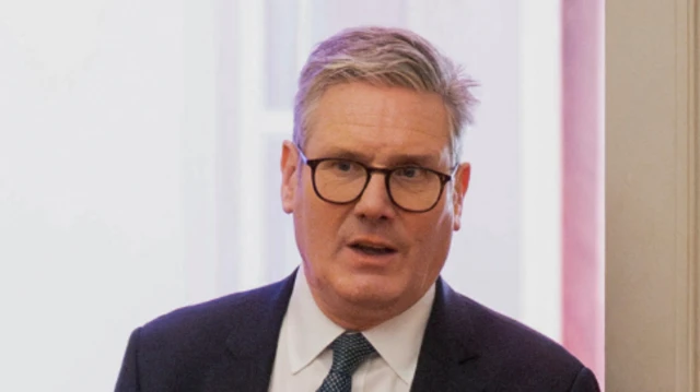 UK PM Starmer Eyes’ Transactional’ Visa Policy Amid Channel Migrant Surge