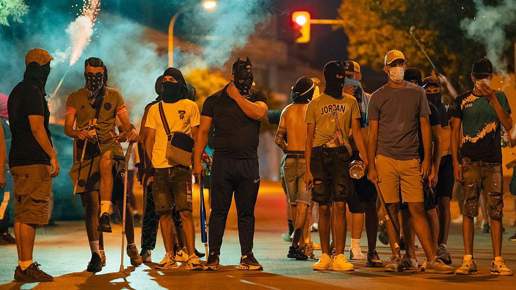 Anti immigrants Riots Spain - Visalobby