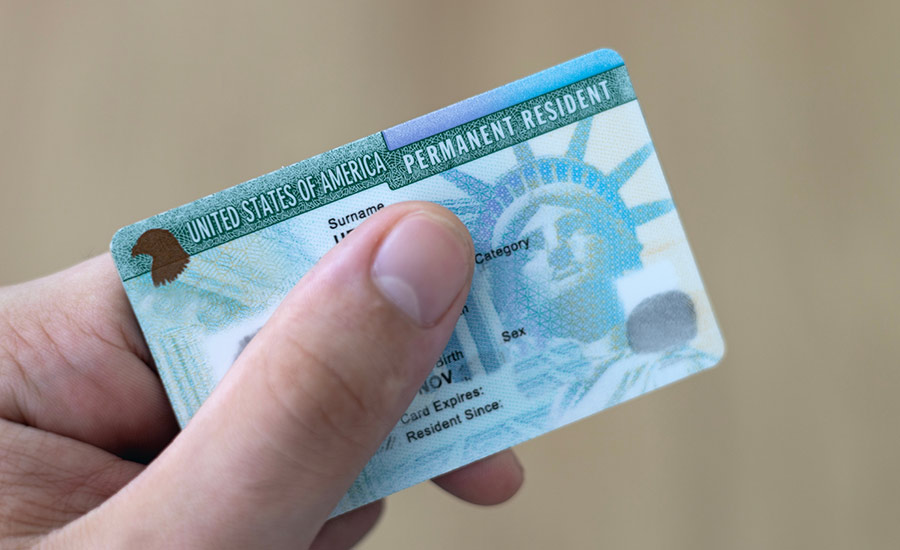 Canada Warns Citizens With U.S. Green Cards About Risk of Losing Status